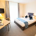 - The Niu, Stream By Ihg 4*