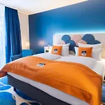 - The Niu, Stream By Ihg