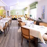 - The Niu, Stream By Ihg Szálloda 4*