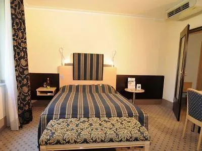 Hotel - The Niu, Stream By Ihg 4*