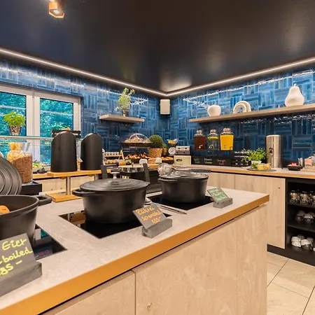 - The Niu, Stream By Ihg 호텔 4*