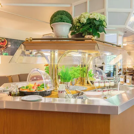 - The Niu, Stream By Ihg Mönchengladbach