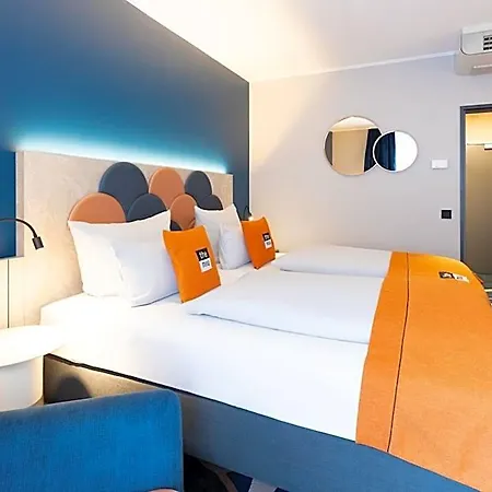 - The Niu, Stream By Ihg 4*