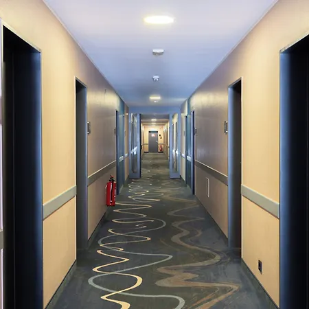 Hotel - The Niu, Stream By Ihg