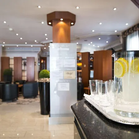 - The Niu, Stream By Ihg 4*