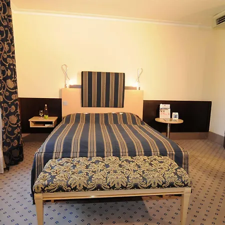 - The Niu, Stream By Ihg 4* Mönchengladbach