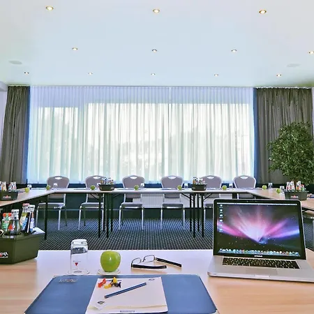 - The Niu, Stream By Ihg Hotel