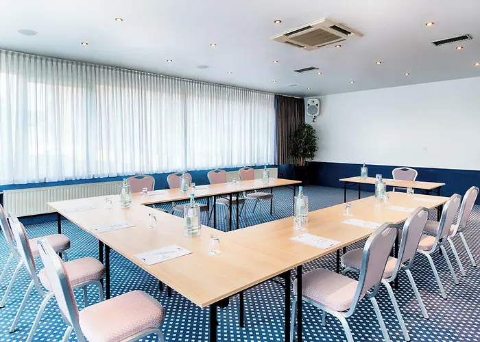 - The Niu, Stream By Ihg Hotel Mönchengladbach