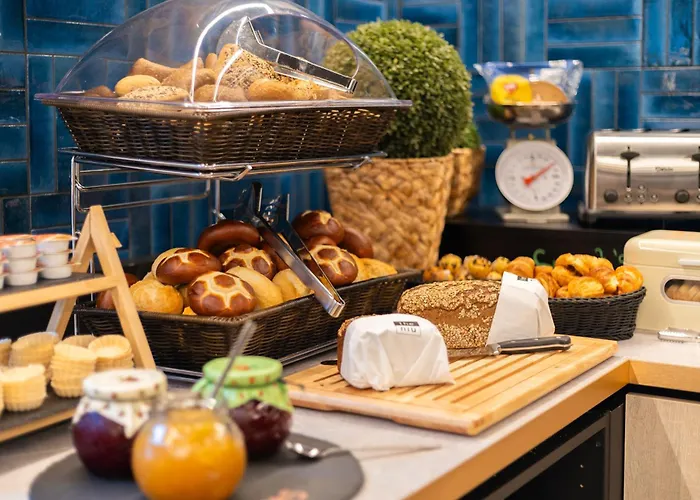 - The Niu, Stream By Ihg Отель