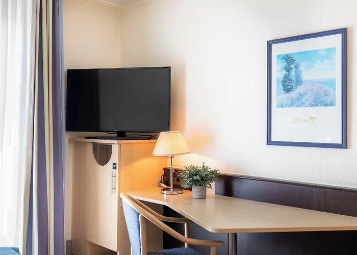 - The Niu, Stream By Ihg Отель