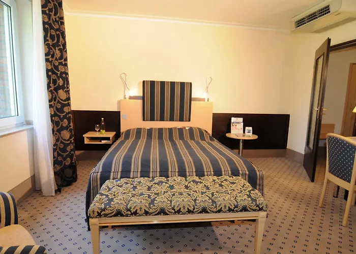 - The Niu, Stream By Ihg 4* Mönchengladbach