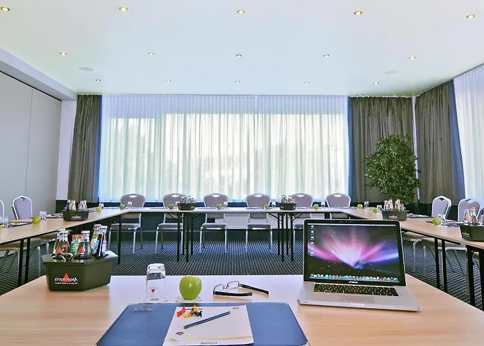 - The Niu, Stream By Ihg Отель